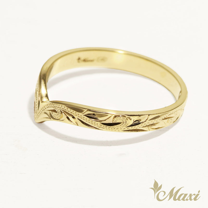 3mm Kohola Whale Tail Ring [14K/18K Gold]