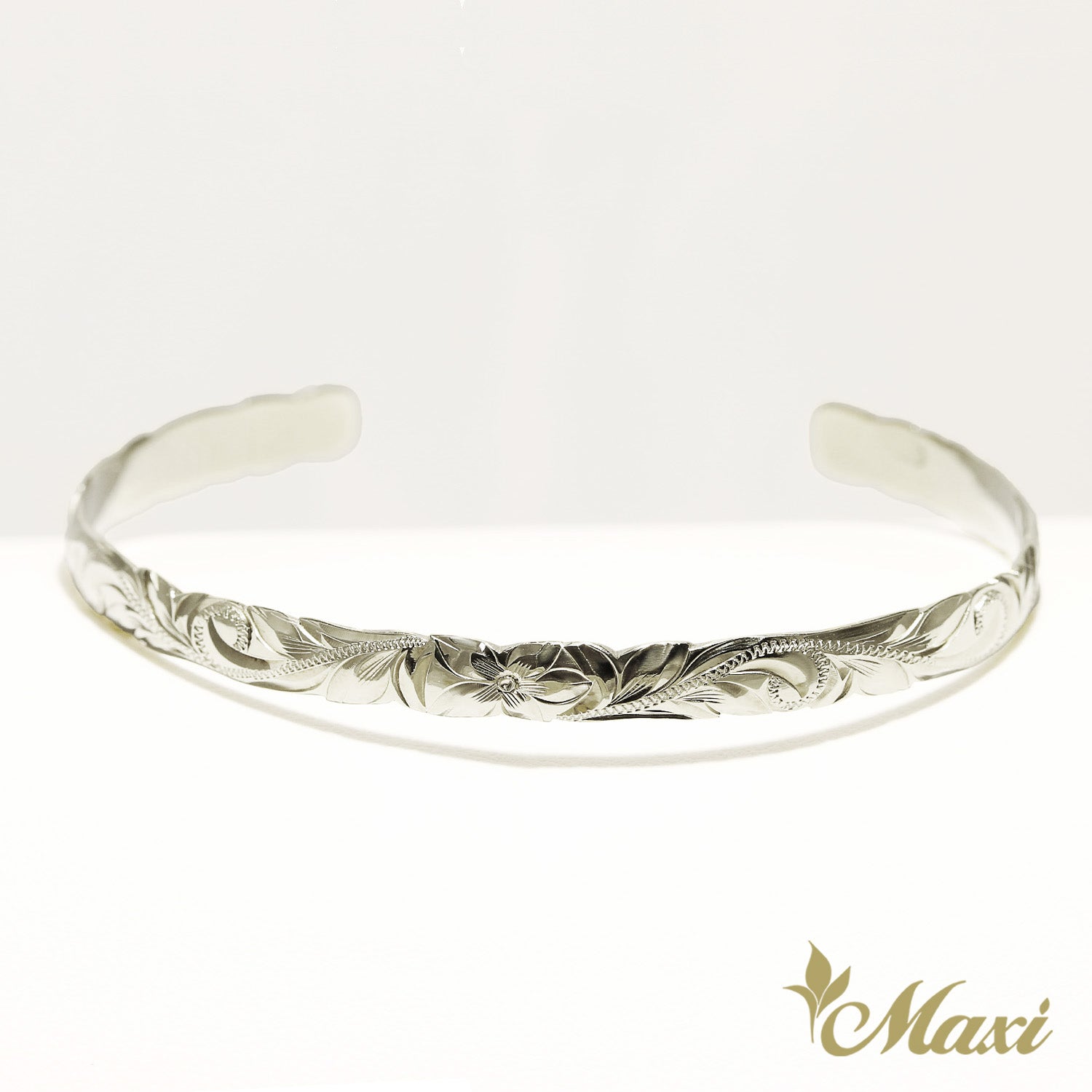 6mm Open Bangle Bracelet_Barrel Shape_Cut Out Edge [14K/18K Gold]