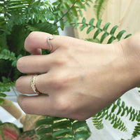 1.5mm Kohola Whale Tail_Half Eternity Diamond Ring [14K/18K Gold]