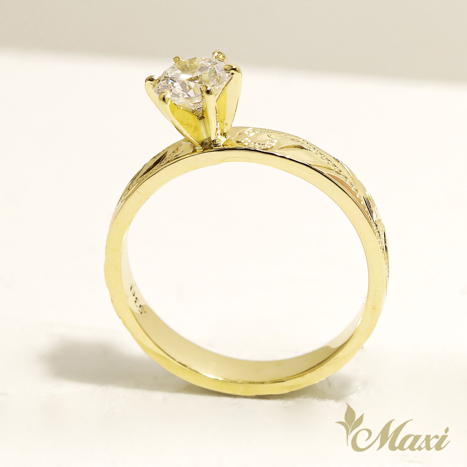 0.25 Carat Round Lab-Grown Diamond Hawaiian Engraved Solitaire_Flat Ring [14K/18K Gold/Platinum]