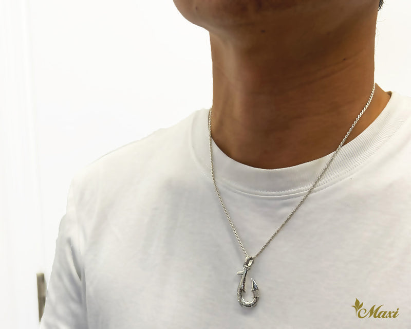 [Black Chrome Silver 925] Fish Hook Pendant Small-Double Side Engraving [Made to Order] (P0953)